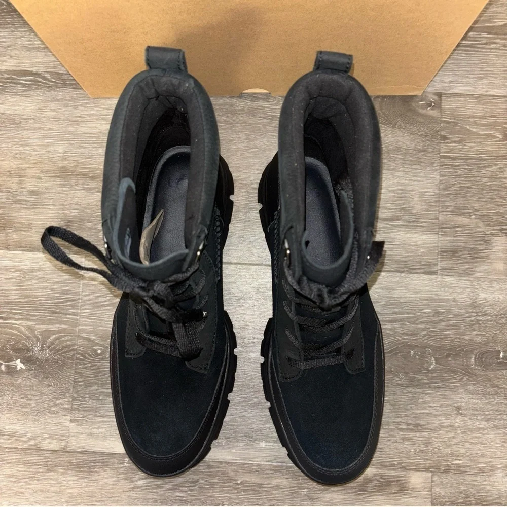UGG | Ashton Weatherized Lace Up boots In Black New